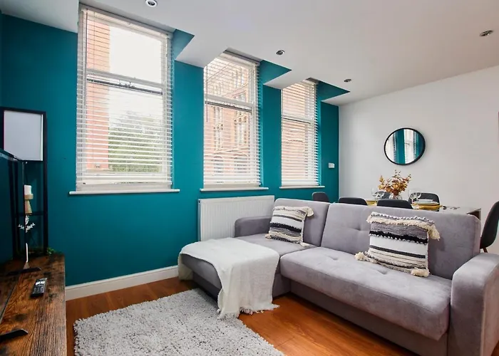 Spacious Centre 3 Bedroom, 3 Bathroom Leeds (West Yorkshire)